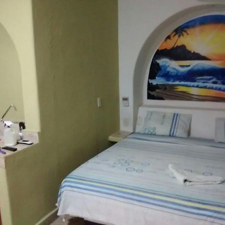 Hotel Arturo'S 지와타네호 외부 사진