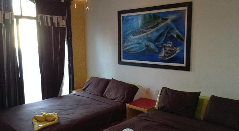 Hotel Arturo'S 지와타네호 외부 사진